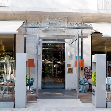 Gran Hotel Nagari Boutique & Spa Vigo Exterior foto Entrance to Dean West End