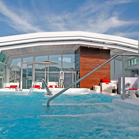 Gran Hotel Nagari Boutique & Spa Vigo Exterior foto The rooftop pool at the Mandarin Oriental Barcelona
