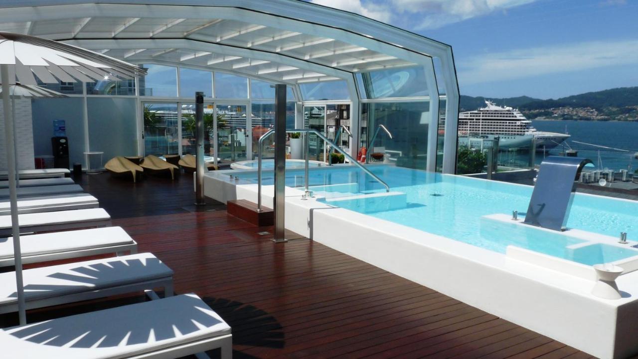 Gran Hotel Nagari Boutique & Spa Vigo Exterior foto The rooftop pool