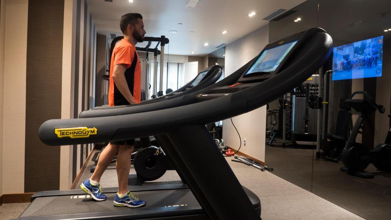 Gran Hotel Nagari Boutique & Spa Vigo Exterior foto A treadmill