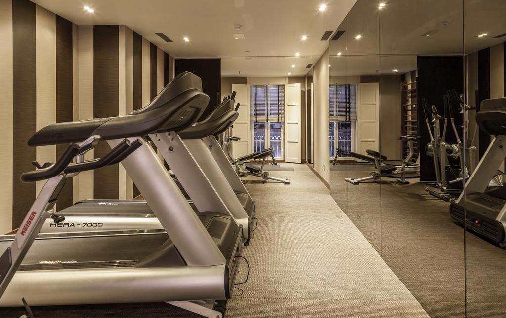 Gran Hotel Nagari Boutique & Spa Vigo Exterior foto The gym at The Ivy Collection