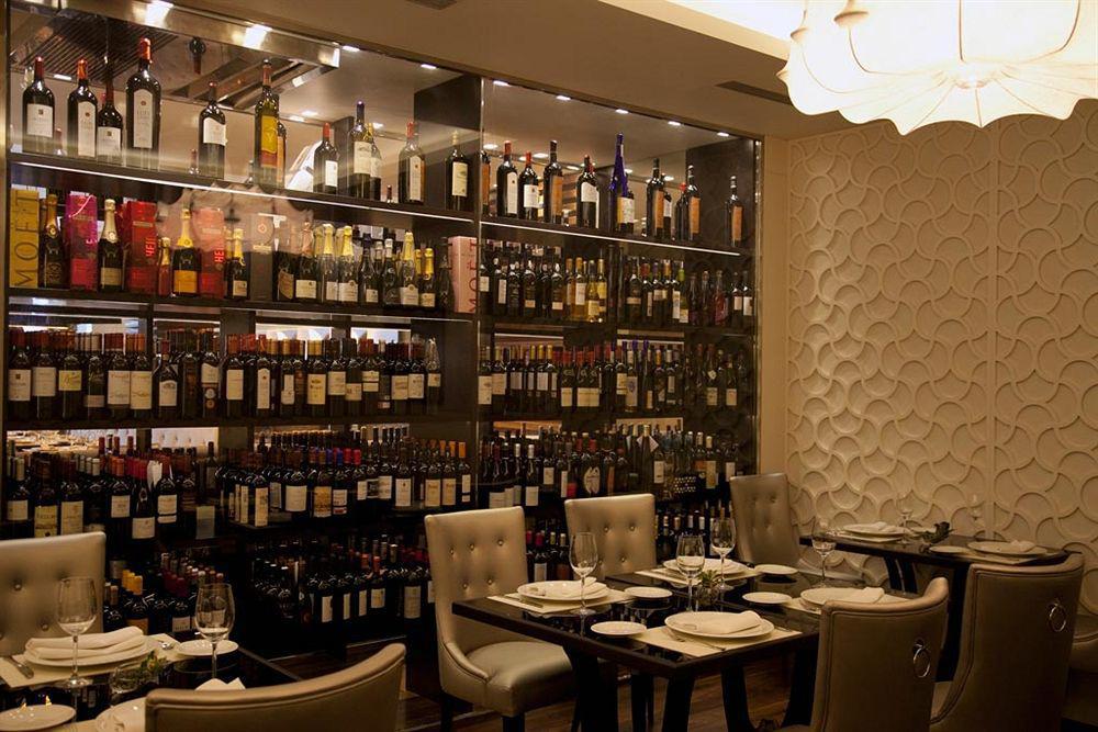 Gran Hotel Nagari Boutique & Spa Vigo Exterior foto Wine bar in Paris